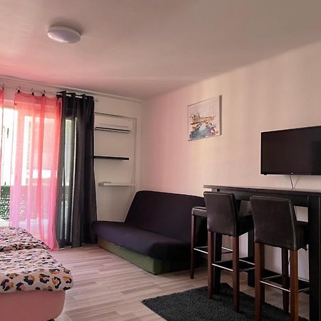Studio Modern Apartment Кан Екстериор снимка