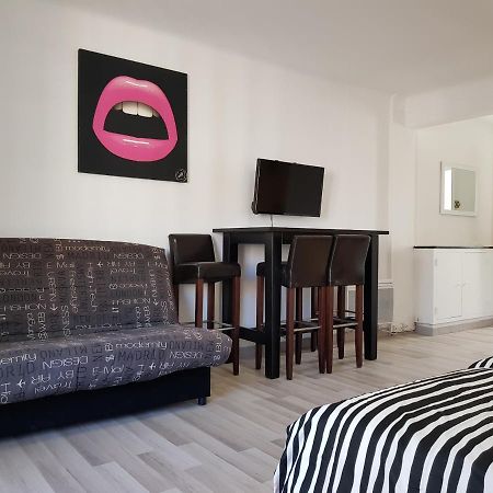 Studio Modern Apartment Кан Екстериор снимка