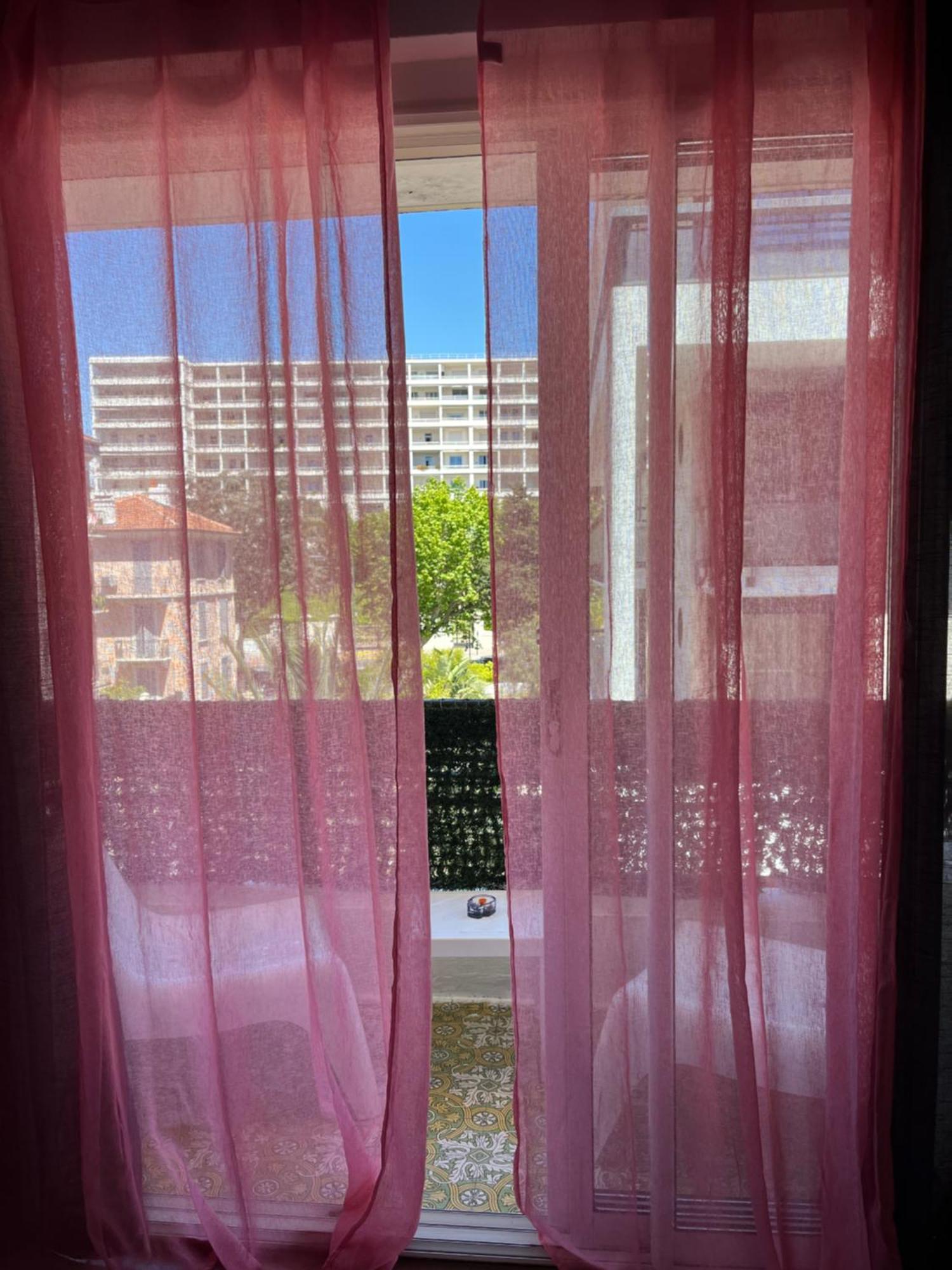 Studio Modern Apartment Кан Екстериор снимка